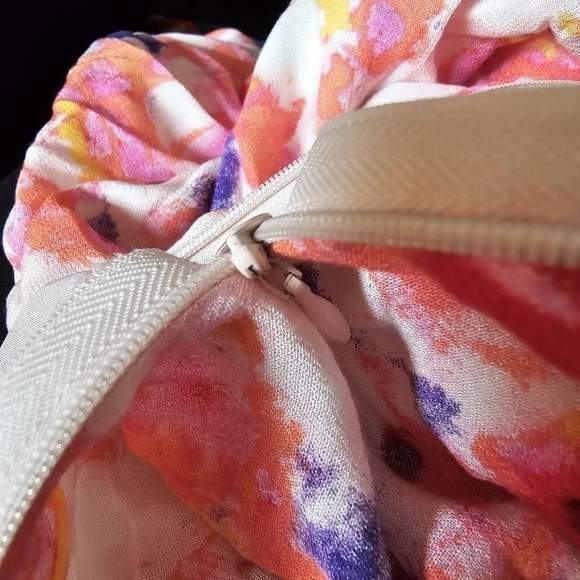 Betsy Johnson boho flutter dress floral multicolor v-neck ruched waist 8 - Picture 16 of 16